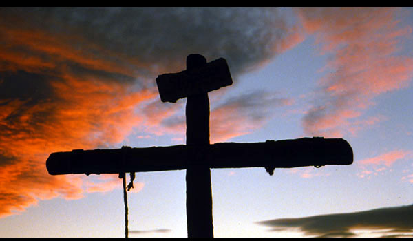 croix-soir-nuage.jpg